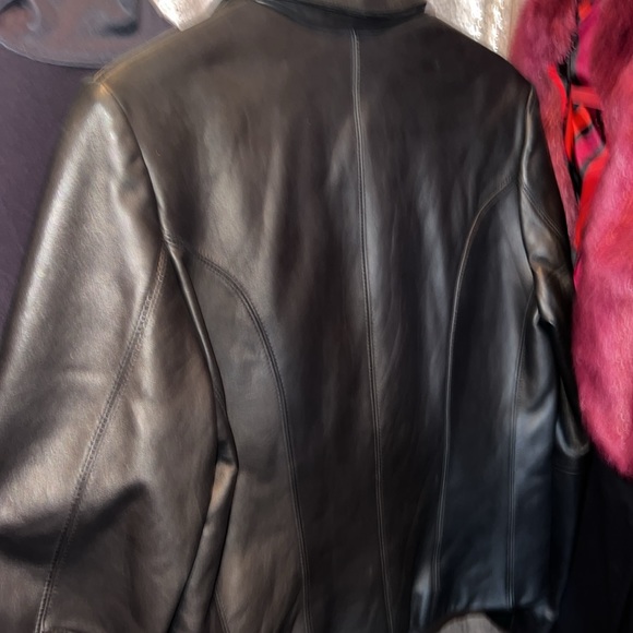 Wilson’s leather blazer size medium - Picture 2 of 2